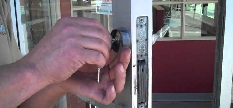 commercial door lock repair Lake Arrowhead
